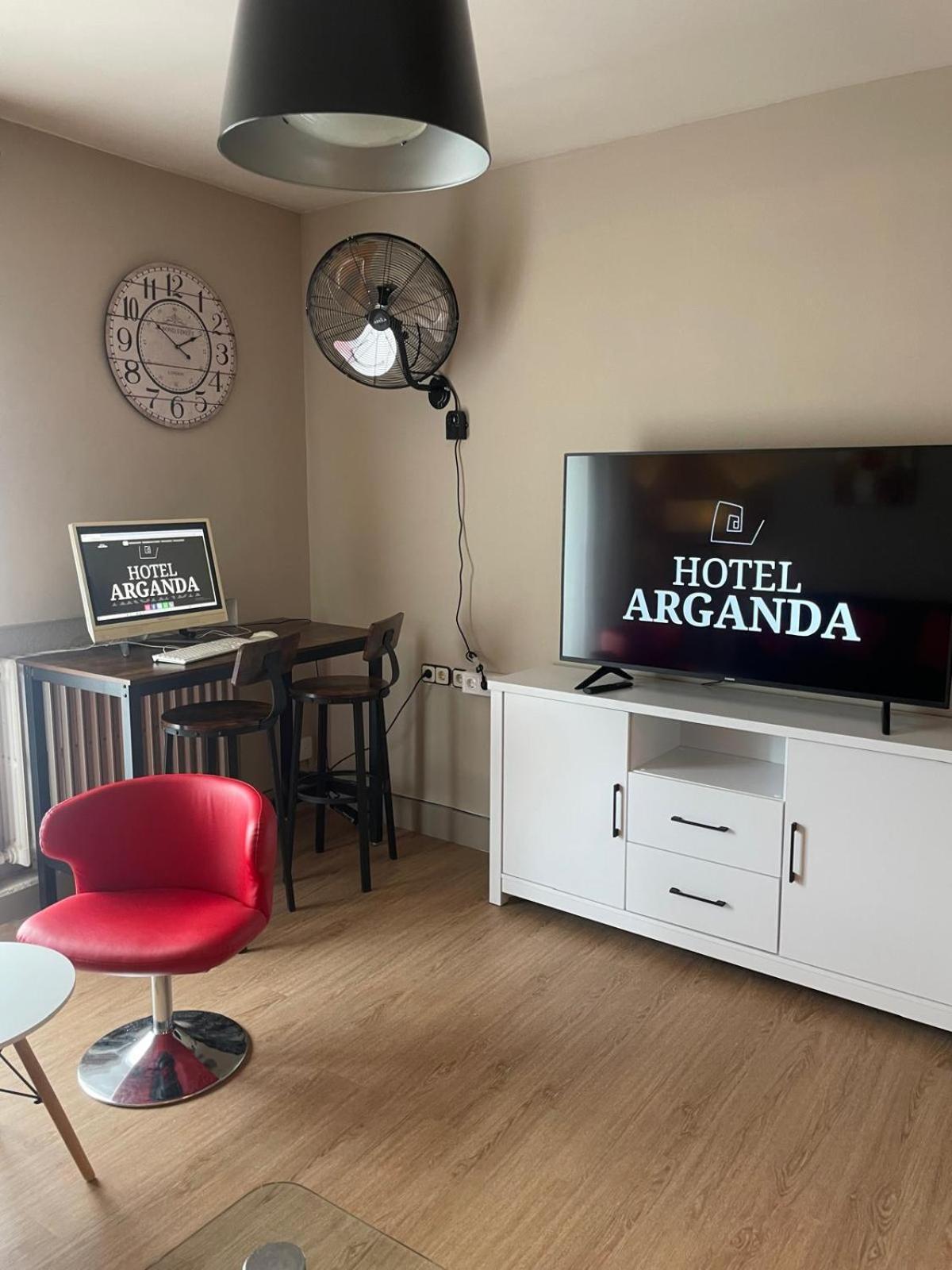 Hotel Arganda Arganda Del Rey Eksteriør billede
